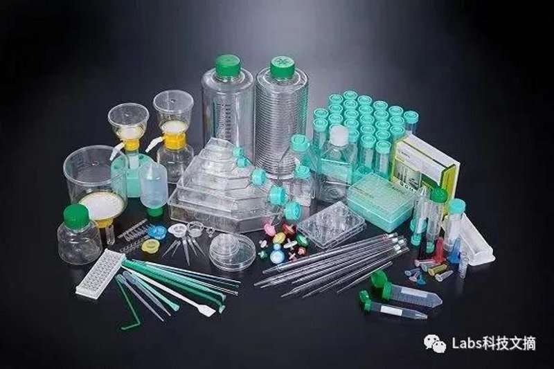 生物资产是指企业持有的具有生物学特性的资源，如林木、牲畜等。它们在生长过程中可以增加价值，并且能够提供经济利益。